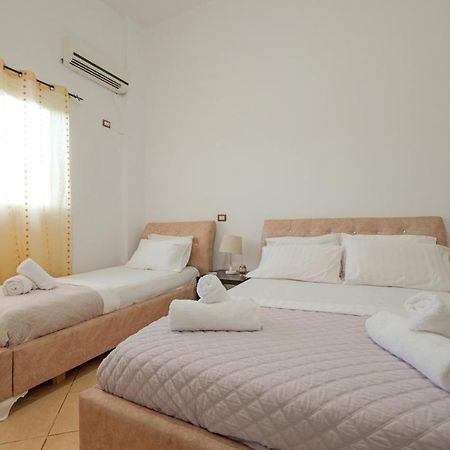 Sunflower Hotel Ksamil Esterno foto